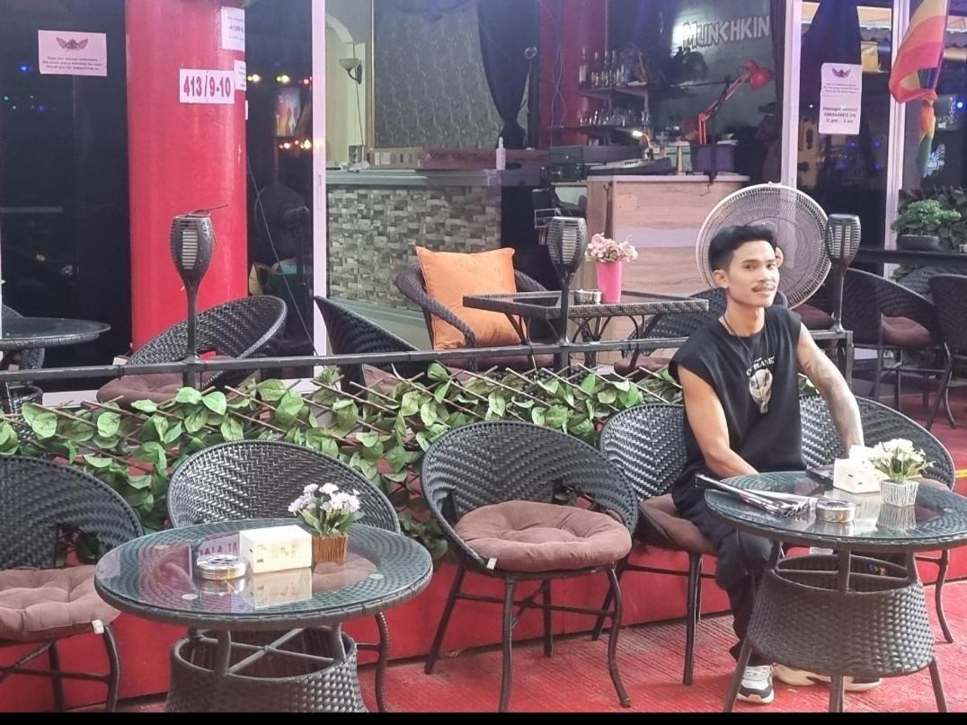 Dorothys Hotel Pattaya Buitenkant foto