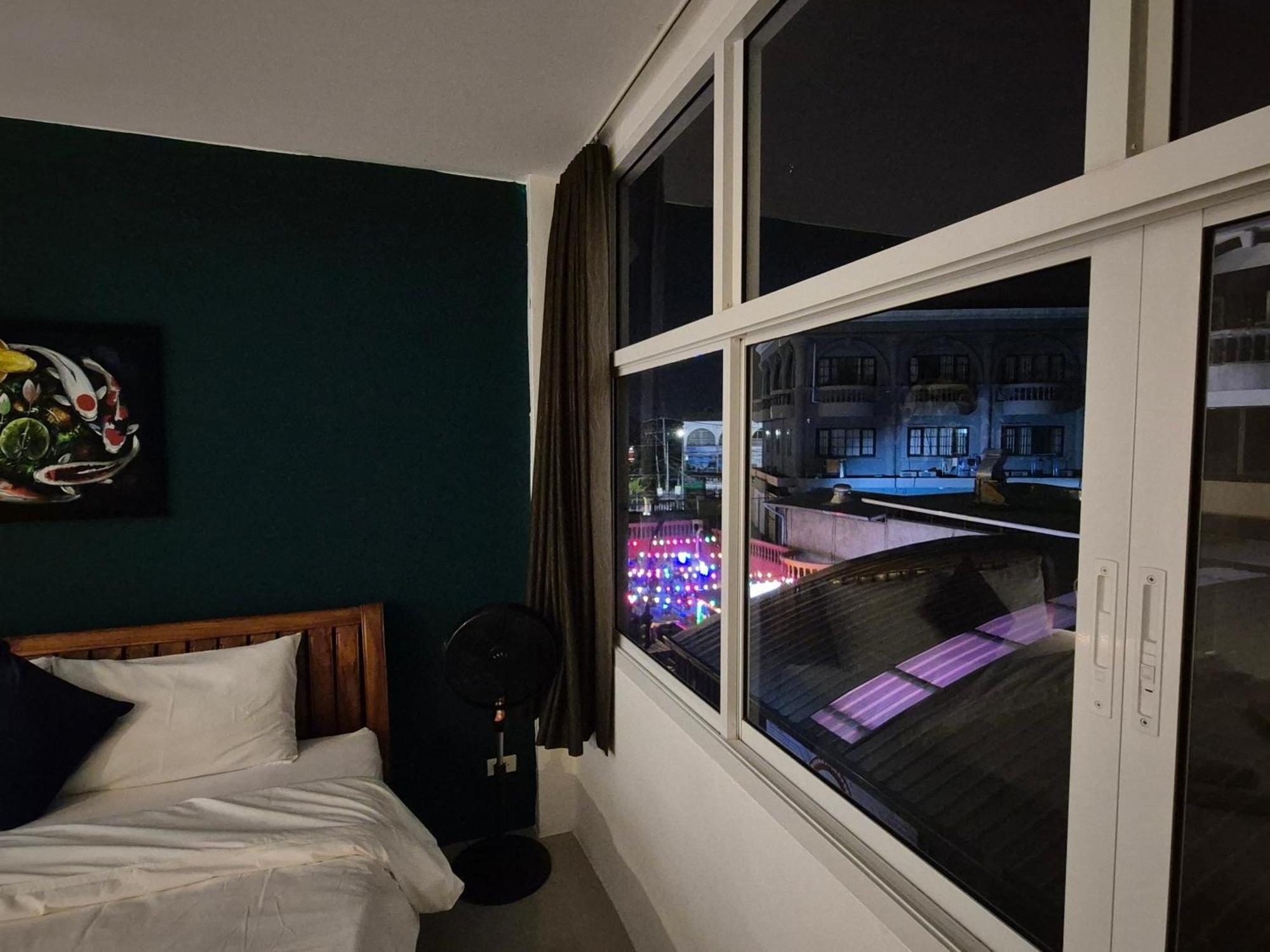 Dorothys Hotel Pattaya Buitenkant foto